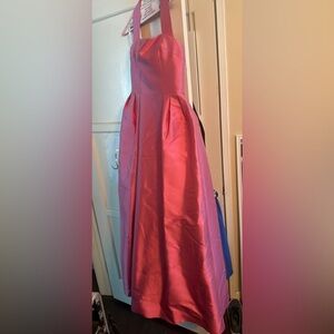 Wayne Clark Hollywood style gown from Robert Ellis - Studio City CA in a Size 6.